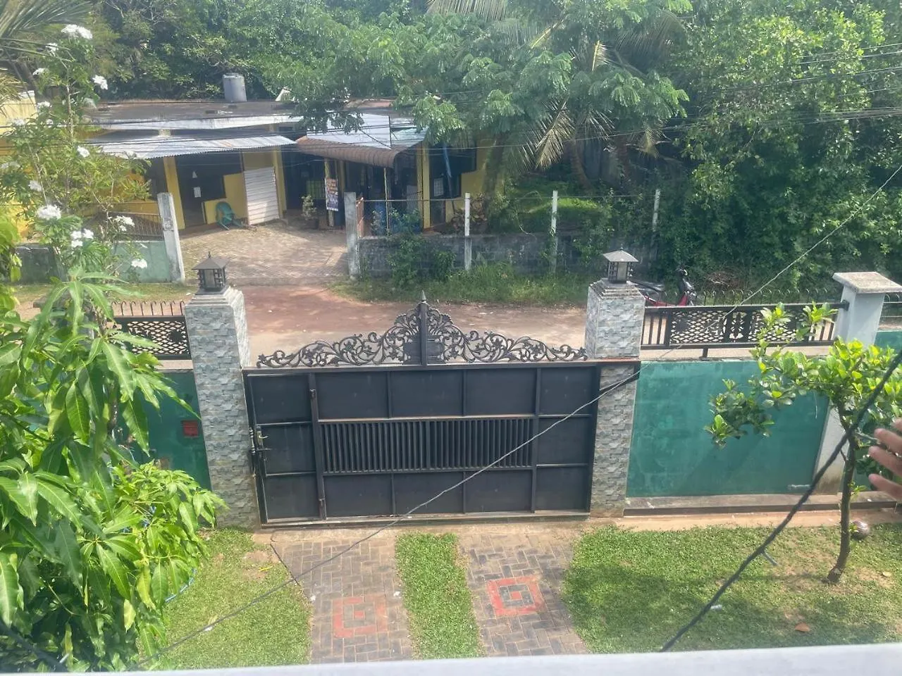 New D R Randi Homestay Negombo Bed & Breakfast