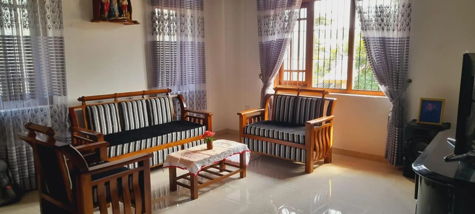 New D R Randi Homestay Negombo Bed & Breakfast