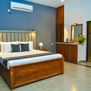 Bed & Breakfast Katunayake Tectona Grandis, Negombo